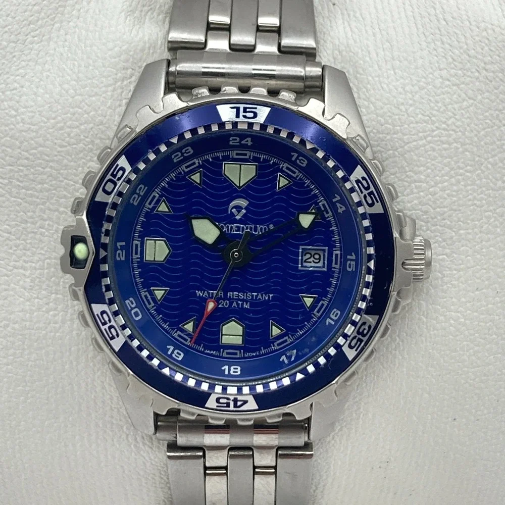 Momentum M1 Women's Diver Watch 30mm Silver Tone Blue Dial 200M New Battery 6